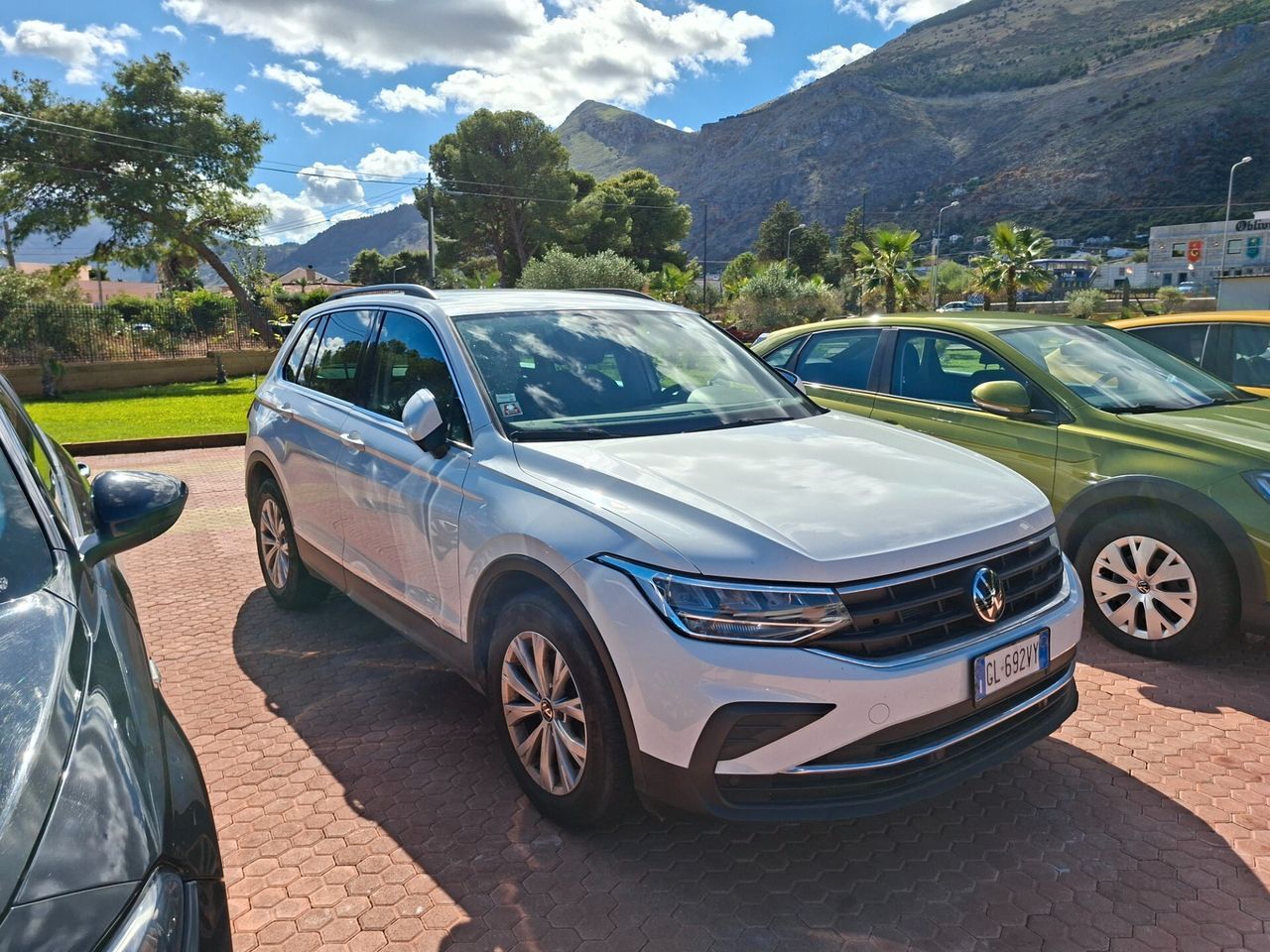 Volkswagen Tiguan 2.0 TDI 150 CV SCR DSG Life imagem 2