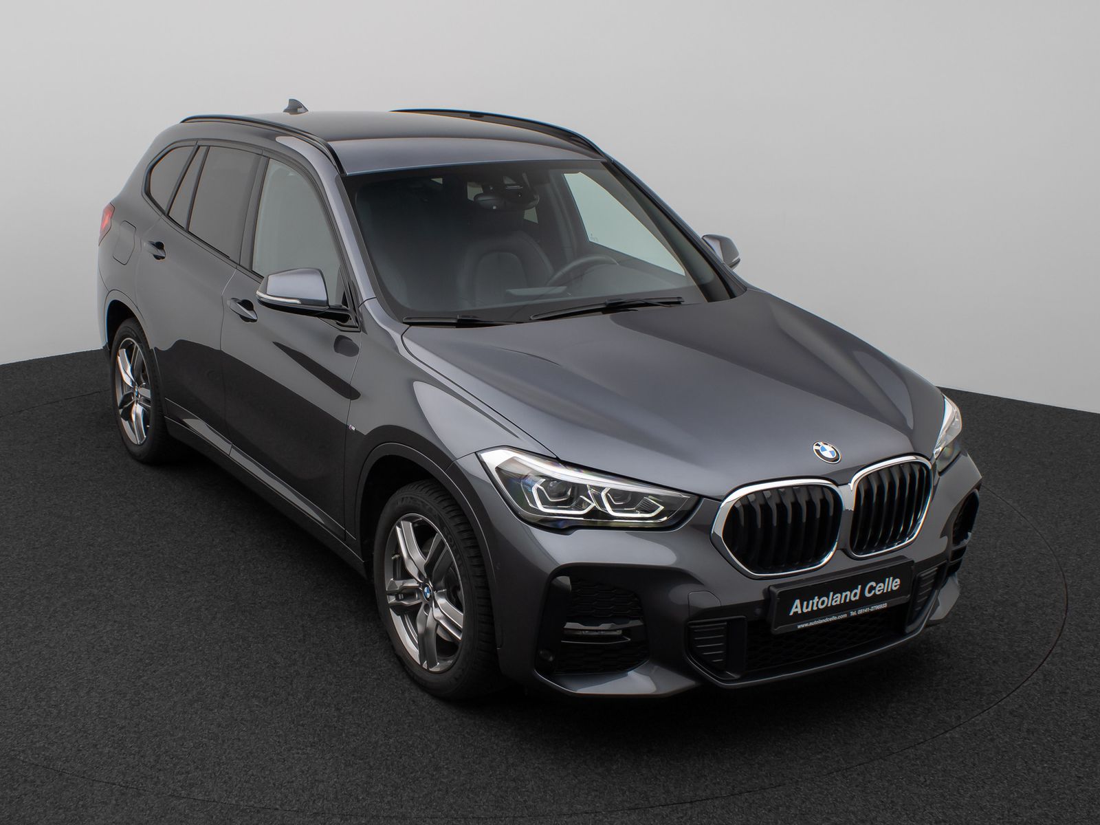 Fahrzeugabbildung BMW X1 xD25e M Sport Kamera Navi DAB HiFi DrivAssist