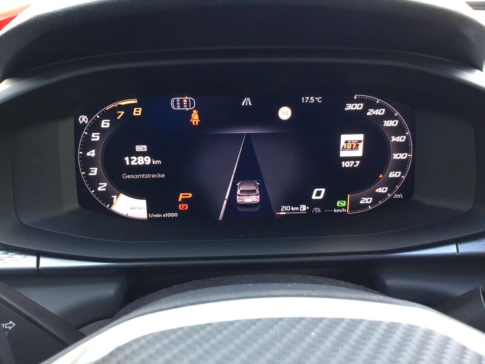 Fahrzeugabbildung CUPRA Terramar 2.0 TSI DSG 4Drive+Matrix+AHK+Pano+360°
