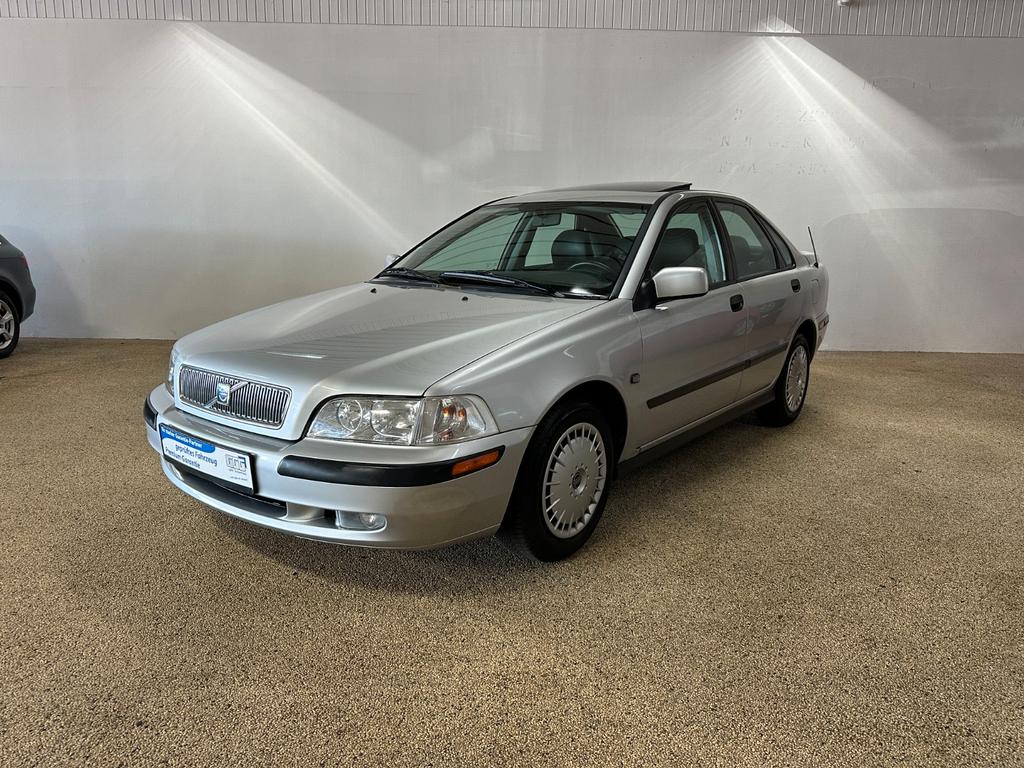 Volvo S40