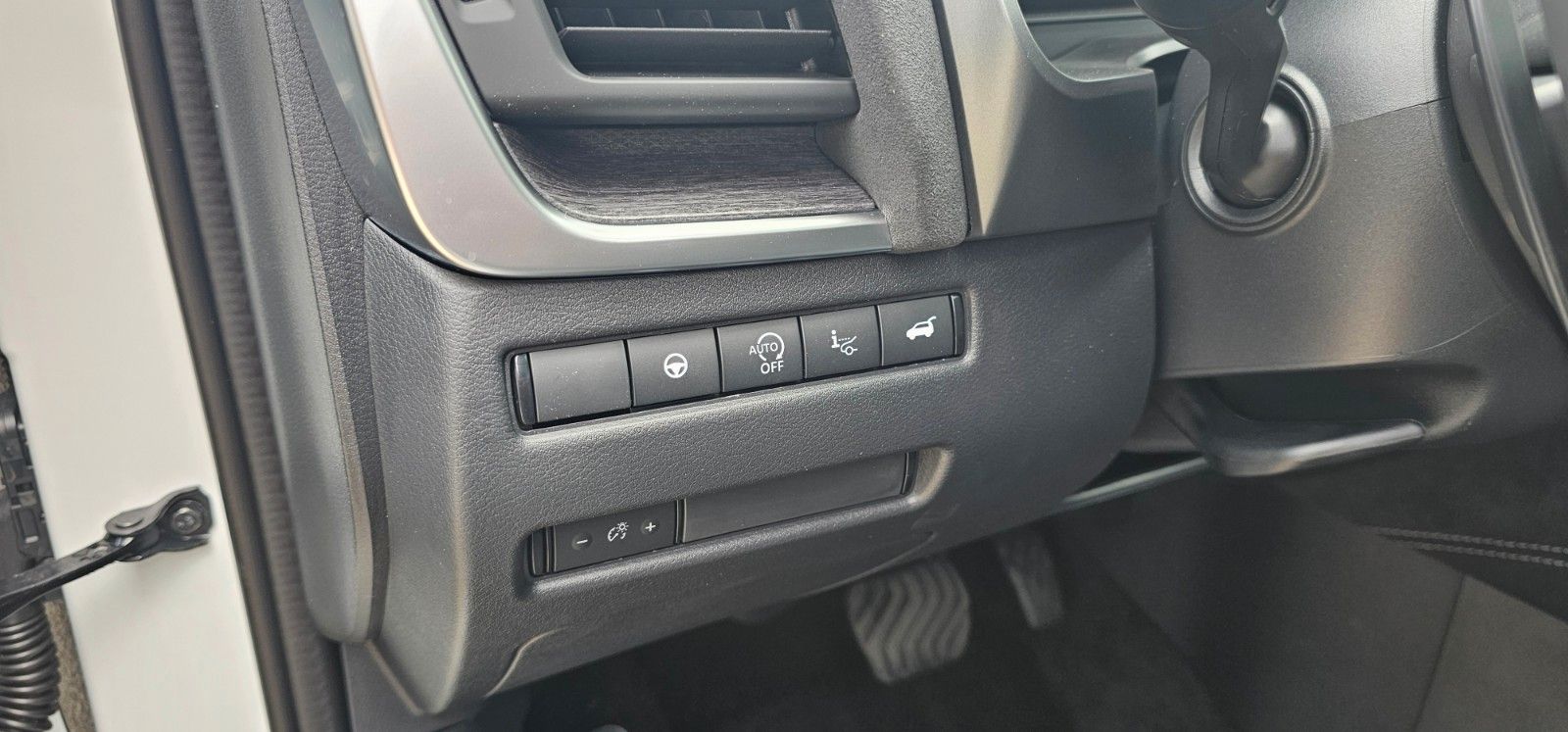 Fahrzeugabbildung Nissan Qashqai 1.3 MHEV Tekna+ PANO+HUD+BOSE+SHZ