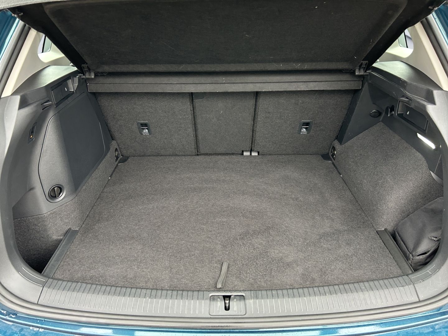 Tiguan Elegance 1.4 eHybrid AHZV IQ.Light 360°Ka