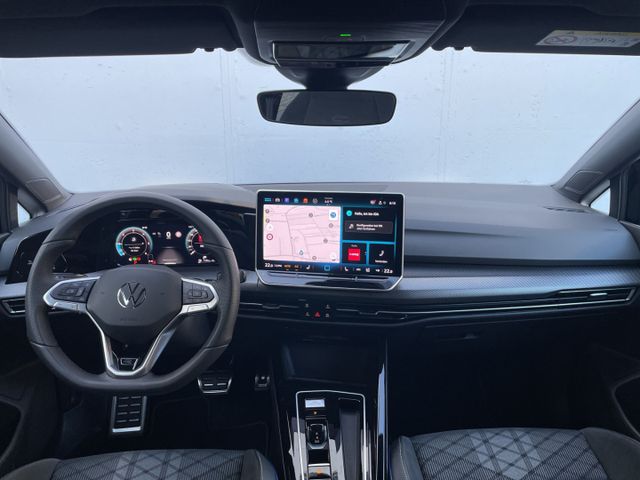 Golf VIII 2.0 TDI DSG R-Line AHK/Kamera/HUD/Navi
