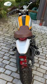 Ducati Scrambler Classic 800 - DUCATI GELB