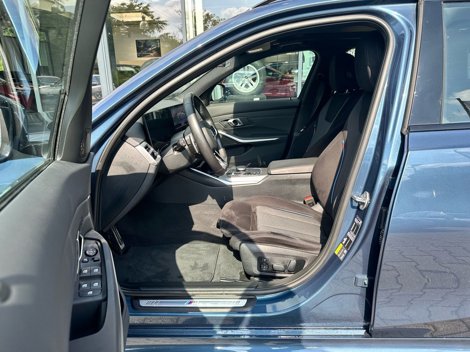 BMW 330 - Bild 7
