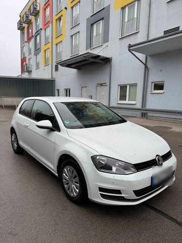 Volkswagen Golf 7 Trendline BMT / TÜV NEU