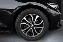 BMW 320i Advantage*Limousine*Unfallfrei*BMW-Garantie