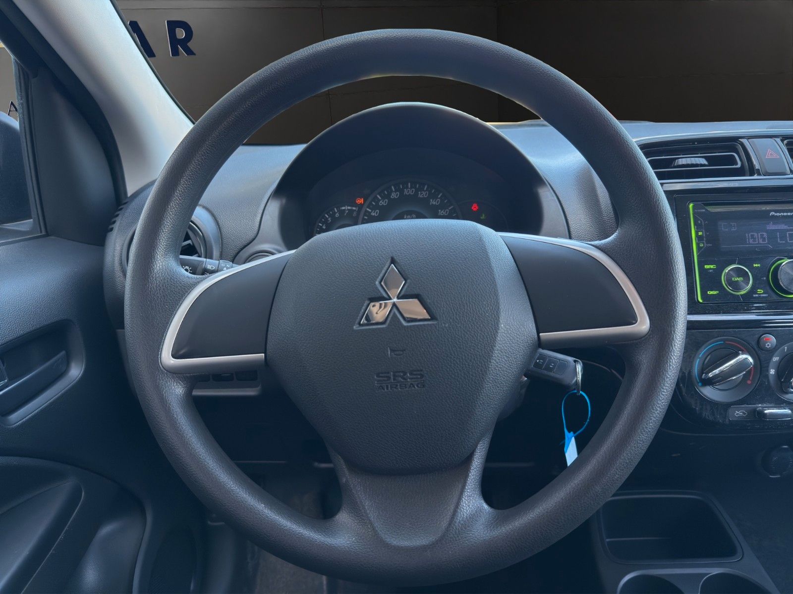 Fahrzeugabbildung Mitsubishi Space Star Spirit *1-Hand*Bluetooth*Allwetter*