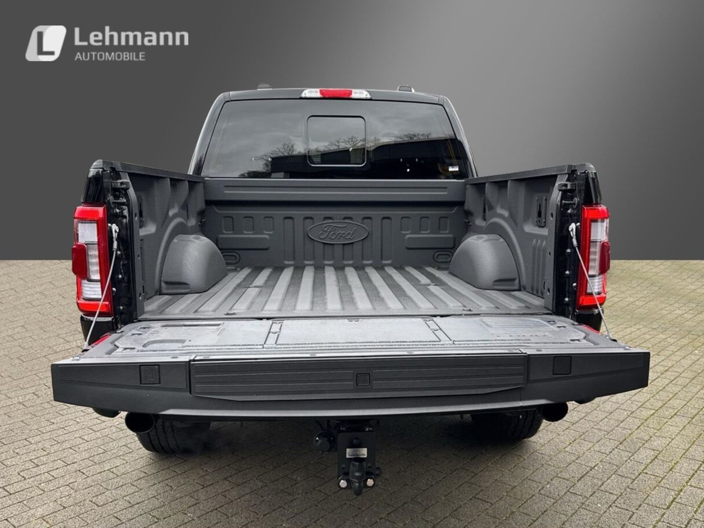 Fahrzeugabbildung Ford F 150 Lariat Black Edition 5,0-V8 4x4 SuperCrew