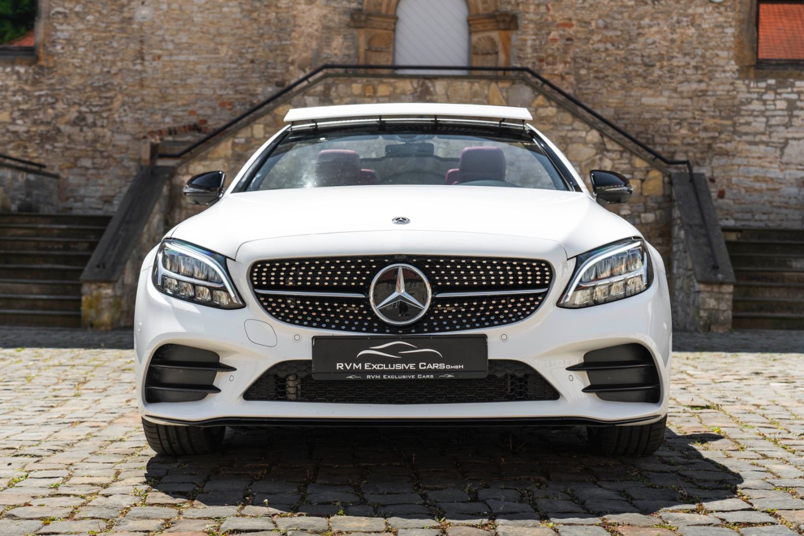 Fahrzeugabbildung Mercedes-Benz C 300 4MATIC AMG BURMESTER 360° LED TOTW SZH