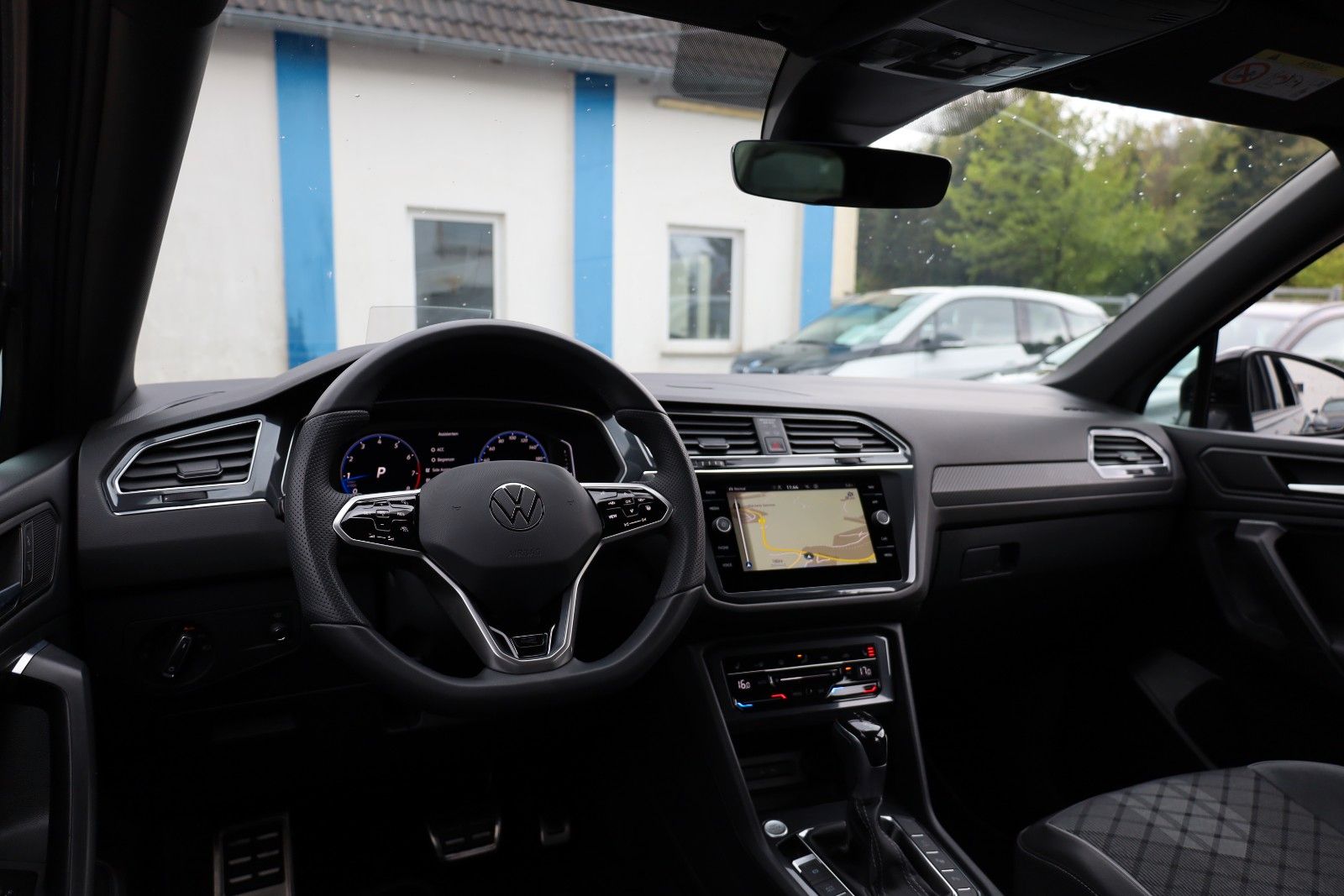 Volkswagen Tiguan Allspace R-Line 4Motion 7-SITZE KAMERA IQ foto 9