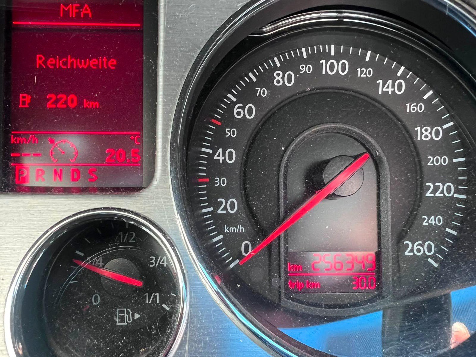 Volkswagen Passat 2006 — photo 10