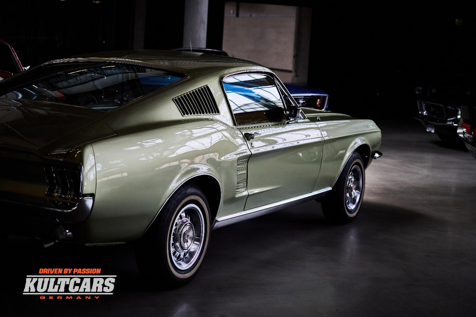 Ford Mustang Fastback 390 Cui V8 S-Code - KULT CARS