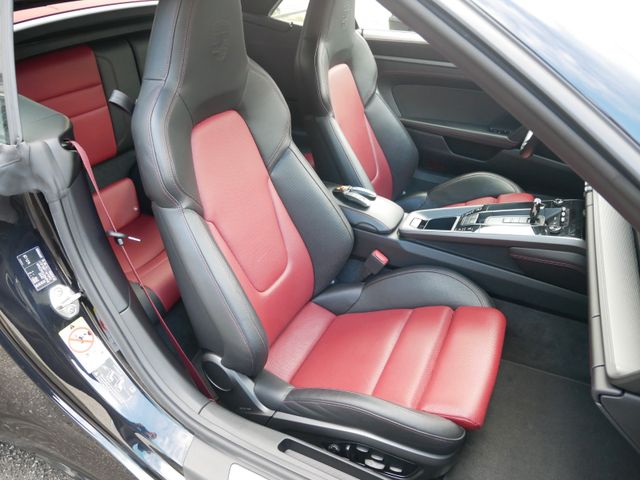 992
