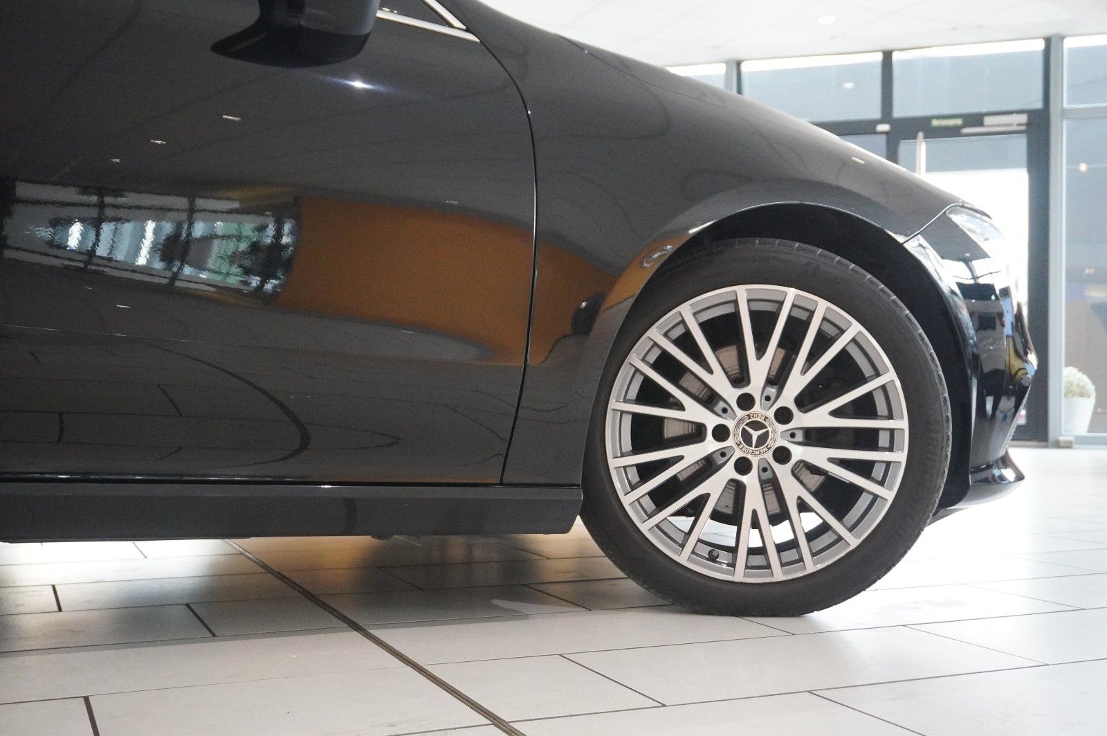 Fahrzeugabbildung Mercedes-Benz CLA 200 COUPE PROGRESSIVE NAVI/LED/KAMERA/VIRTU.