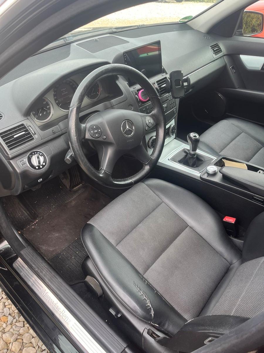 Mercedes-Benz C180 2009 — photo 6