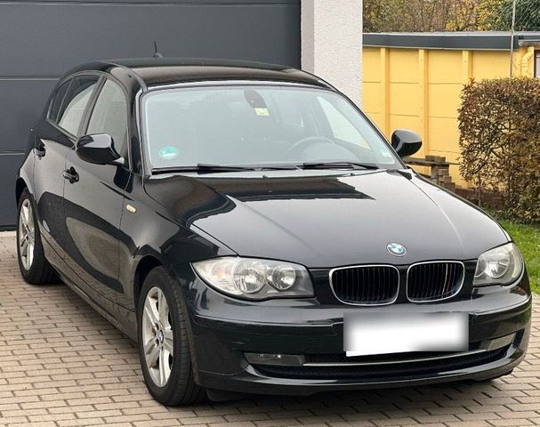 BMW 118D - 2010  TUV NEU  AUTO TOP