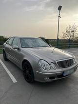 Mercedes-Benz Mercedes E320 Airmatic/Scheckheftgepflegt - Mercedes-Benz E 320 in Mannheim