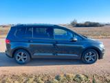 Volkswagen Touran 1.4 TSI SOUND BMT SOUND - : Kleinbus, Von Privat