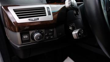 صورة مصغرة 30 لـ 2007 Alpina B7