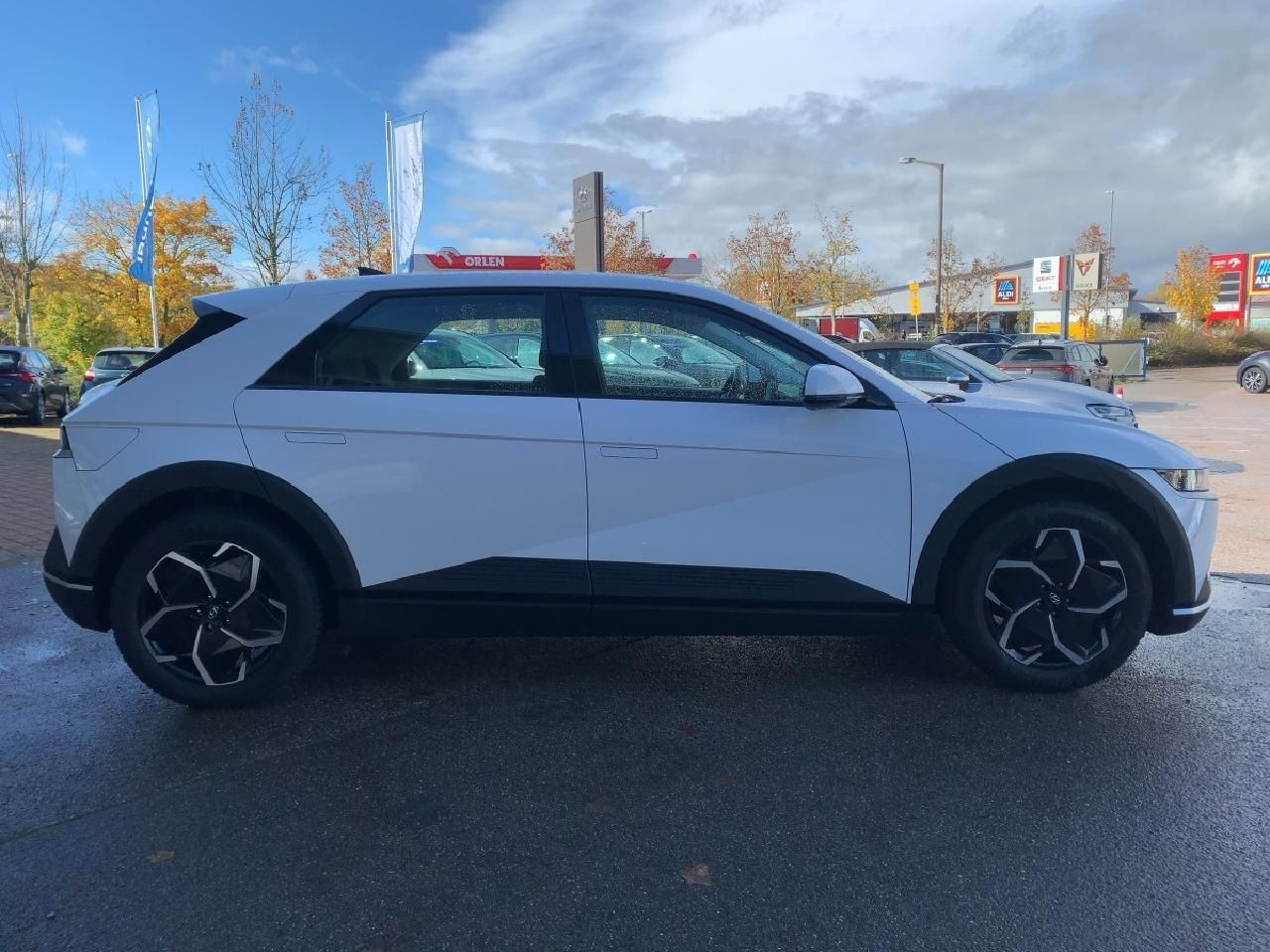 Fahrzeugabbildung Hyundai IONIQ 5 Dynamiq Elektro + DYNAMIQ-Paket