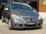 Mercedes-Benz A 160 Sitzheizung/PDC - gebrauchte Mercedes-Benz A 160 aus dem Jahr 2010