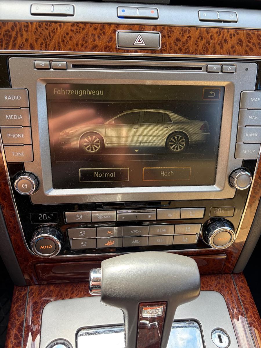 Volkswagen Phaeton 3.0 V6 TDI 4MOTION Tiptronic 5-Sitzer -