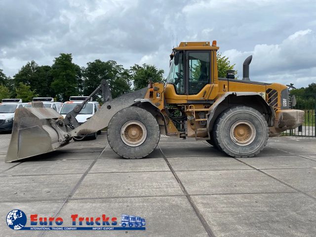 Volvo L120E/F 3x the same for export 2005/2008