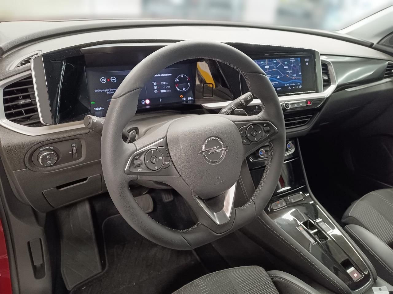 Fahrzeugabbildung Opel Grandland 1.2 Turbo GS Automatik