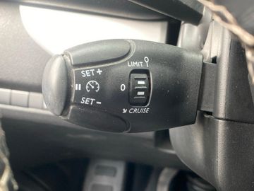 Bild 13 Opel Vivaro Kasten 2.0D L2*AHK*CARPLAY*KAM*1.HD*MWST*