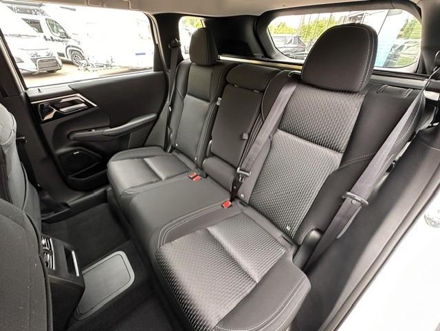 Mitsubishi Plug-in Hybrid Outlander