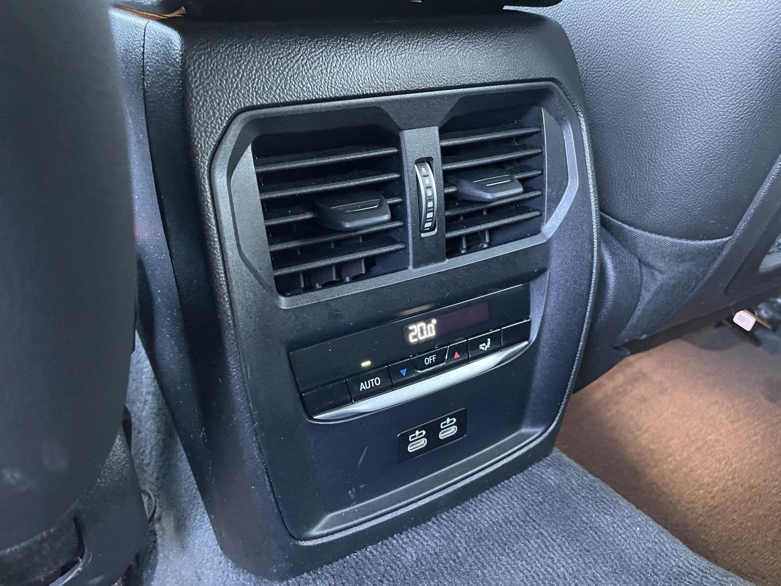 BMW M340i xDrive Touring PANO ACC LASER H/K HUD
