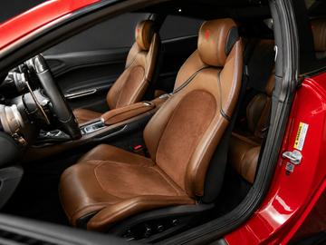 2021 Ferrari GTC4LUSSO — миниатюра 24