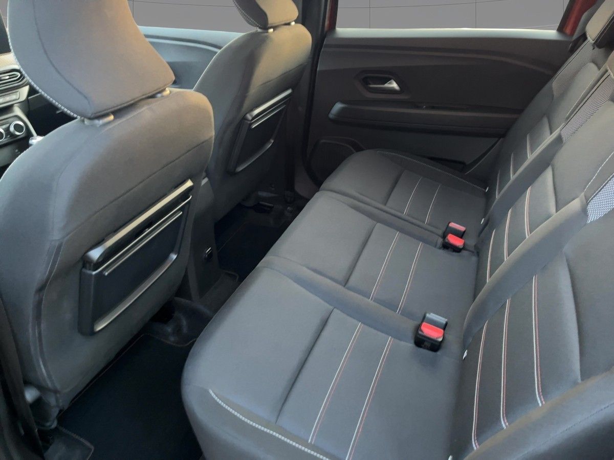 Fahrzeugabbildung Dacia Jogger Extreme+ TCe 110