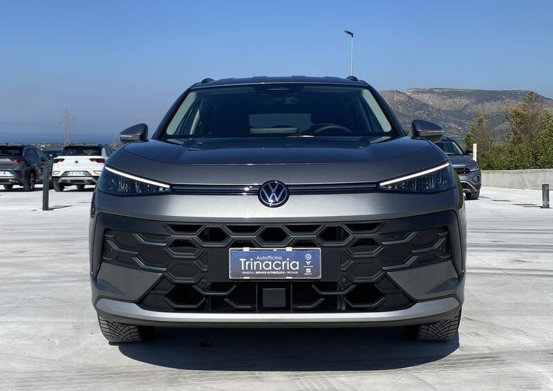 Volkswagen T-Roc Life 1.5 eTSI 115CV DSG imagem 2