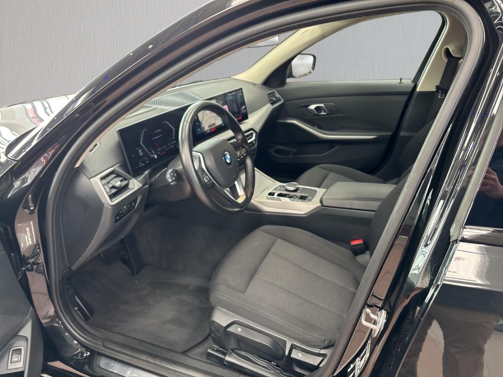 BMW 3 Series i Touring SHZ NAVI LED digiCockP RFK PDCv+h, миниатюра 7