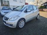 Mercedes-Benz A 160 BlueEFFICIENCY, Navi, Bluetooth, usw. - gebrauchte Mercedes-Benz A 160 aus dem Jahr 2010