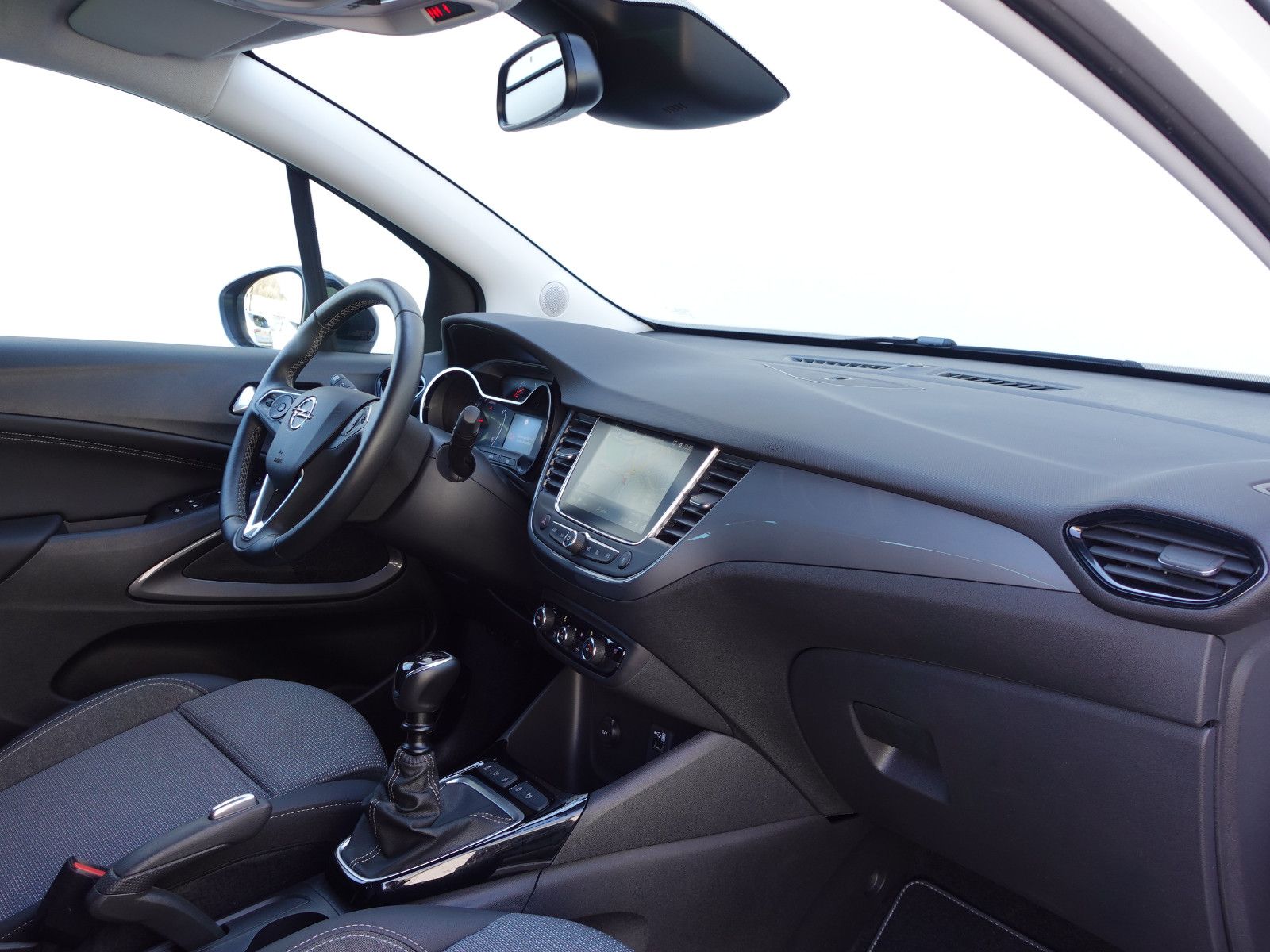 Fahrzeugabbildung Opel Crossland  1.2Turbo Elegance AHK,SHZ,PDC,Kamera