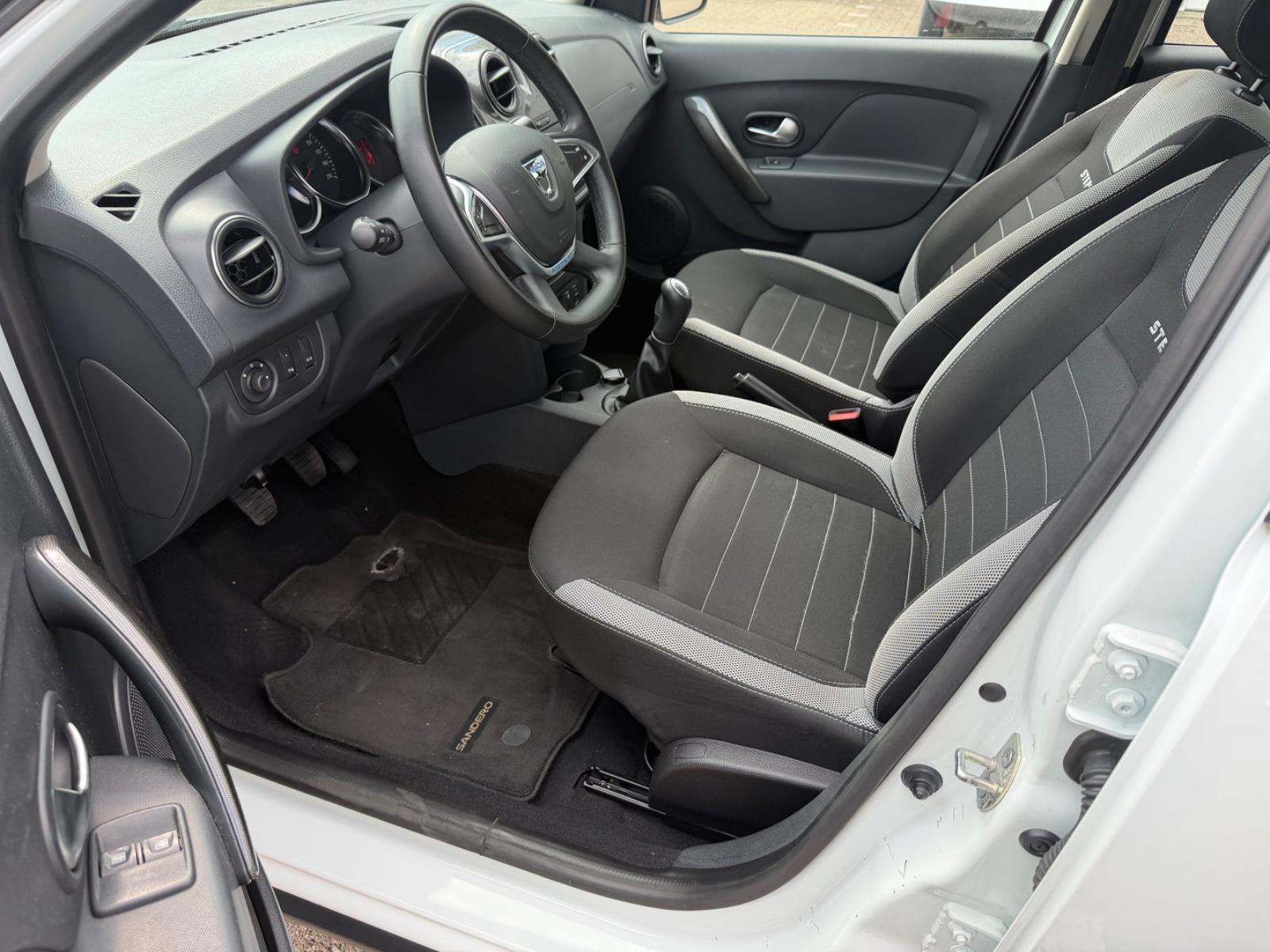 Dacia Sandero II Stepway Prestige*1-HD+S-HEFT+NAVI+CAM