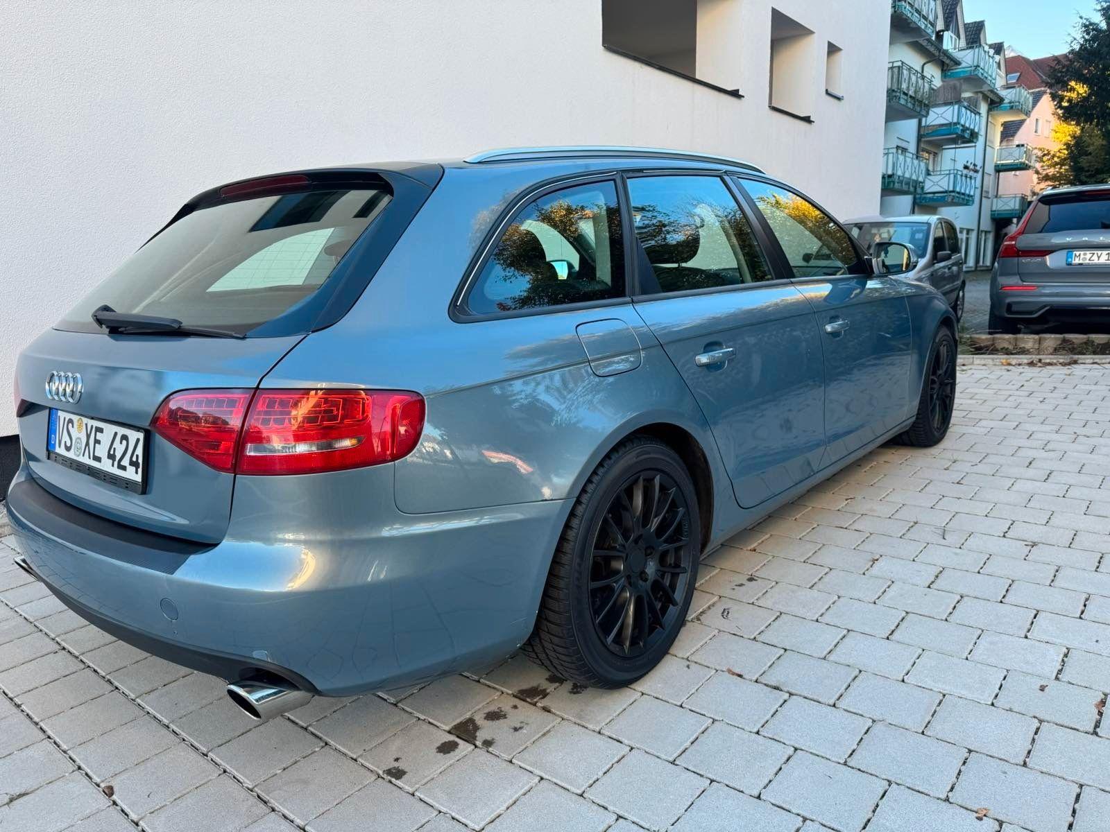 Audi A4 2009 — photo 7