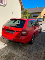 Skoda Octavia 2.0 TSI DSG RS Combi  - Skoda Octavia: Rot
