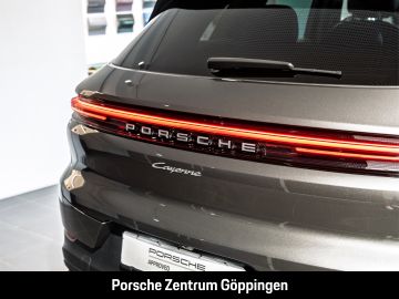Porsche Cayenne - 12