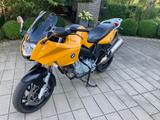BMW F800S - BMW GELB