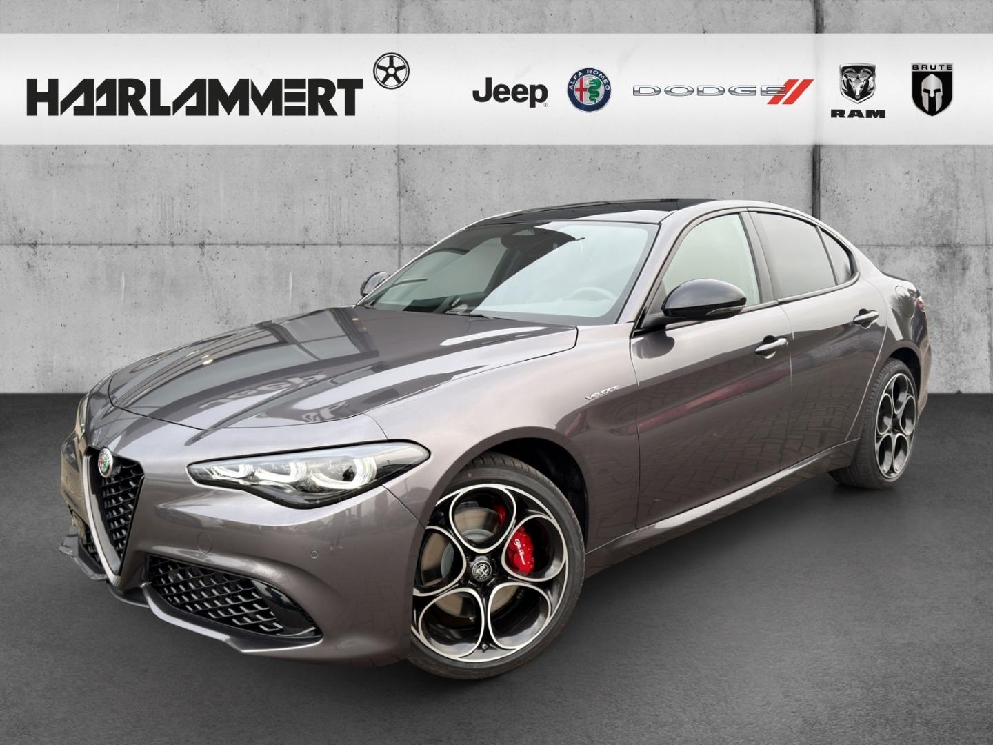 Alfa Romeo Giulia Veloce Q4 2.0 PANORAMA+PDC+KAMERA+CARPLAY