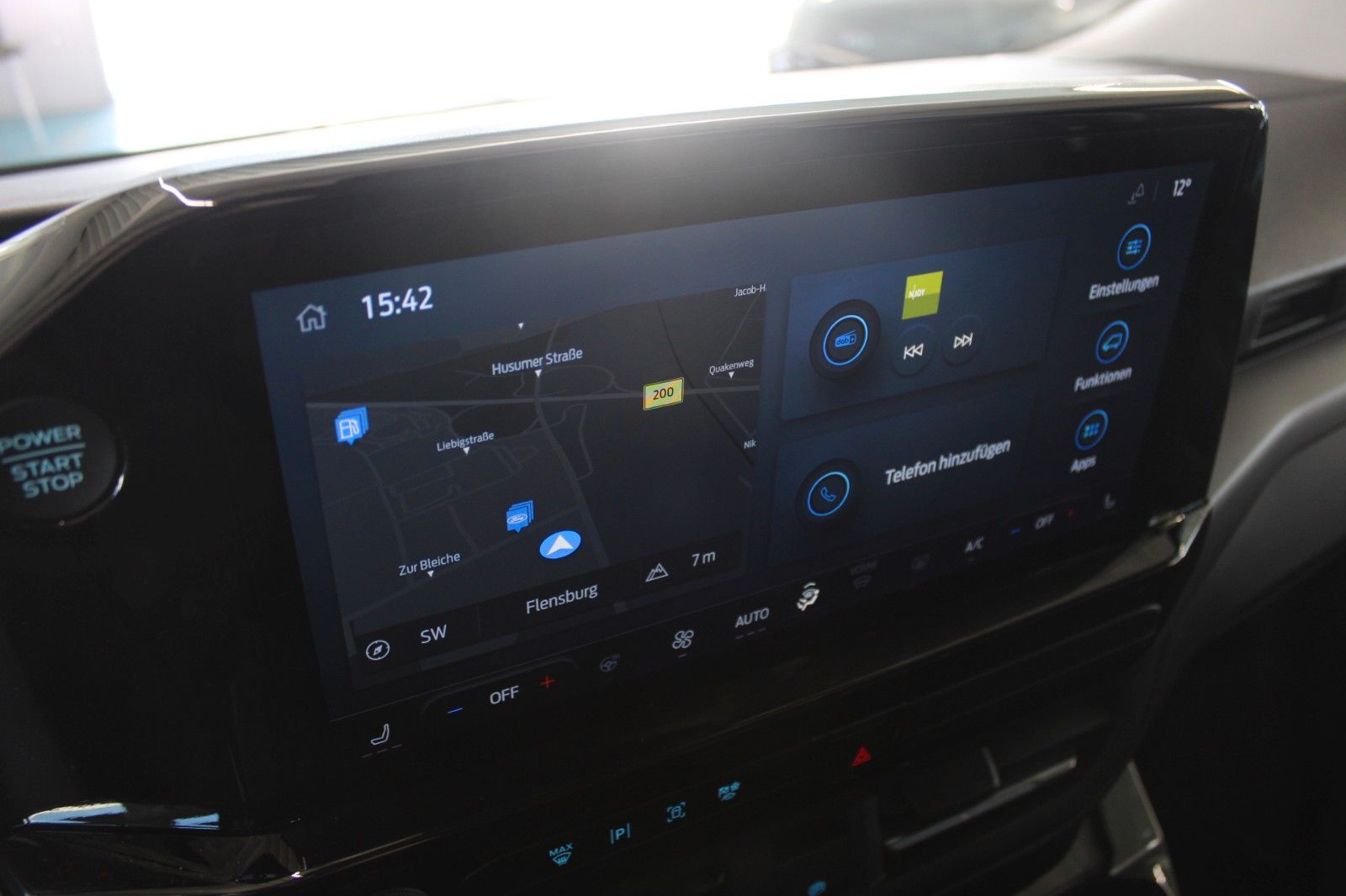 Fahrzeugabbildung Ford Bürstner COPA Attractive L1 Titanium MARKISE