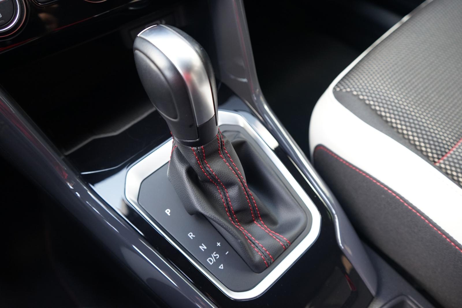 Volkswagen T-Roc 1.5 TSI DSG Sport LED Navi ACC AHK PDC, миниатюра 17