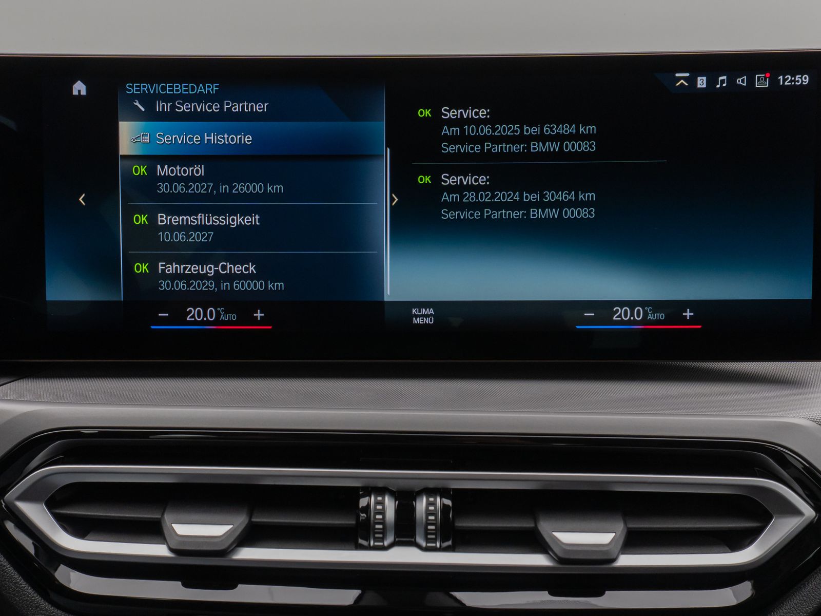 Fahrzeugabbildung BMW 330e DAB CockPit+ PDC Geschwindigkeitsreg Sport