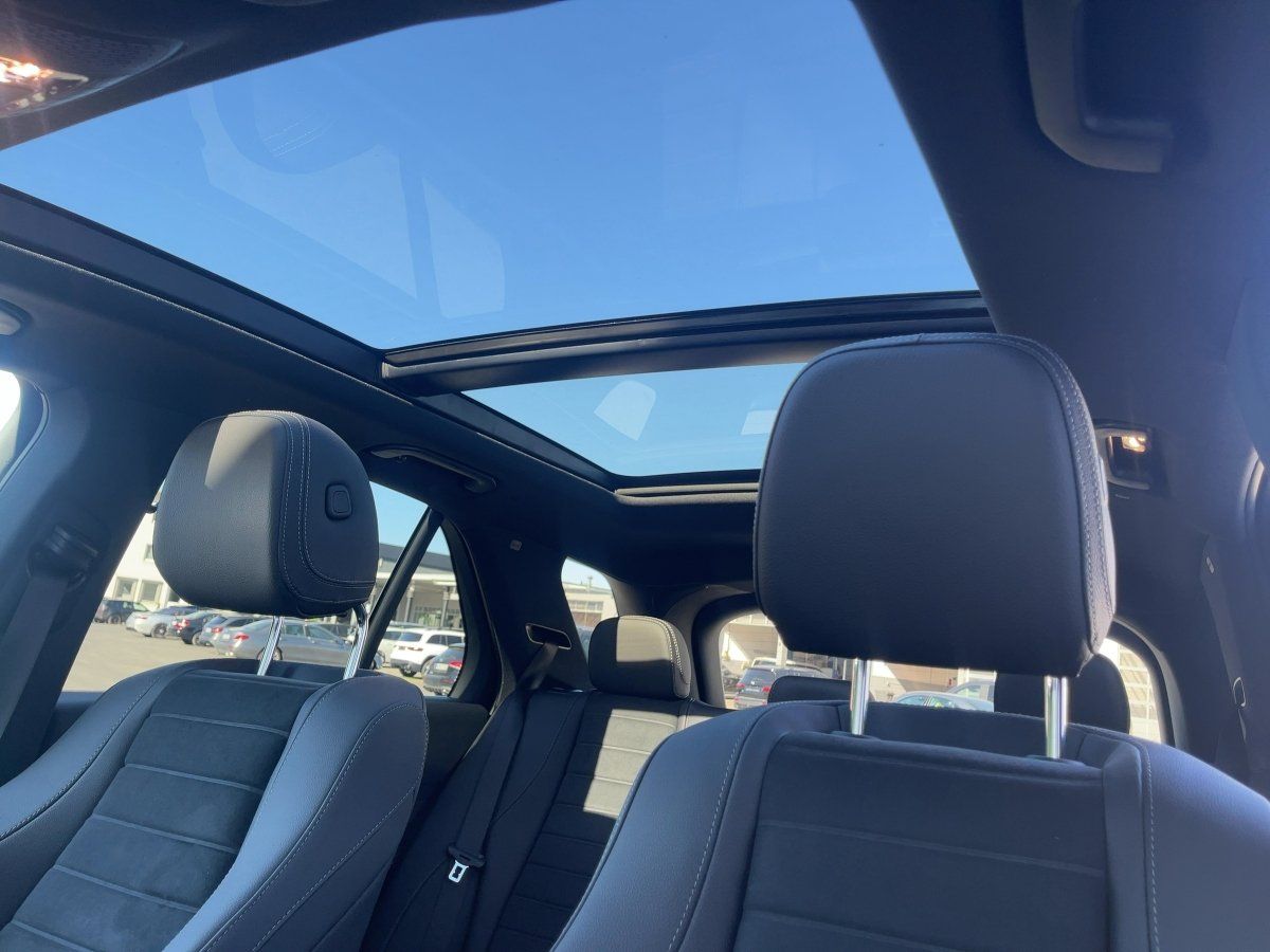 Fahrzeugabbildung Mercedes-Benz GLE 450 d 4M AMG/Night/Pano/360°/AHK