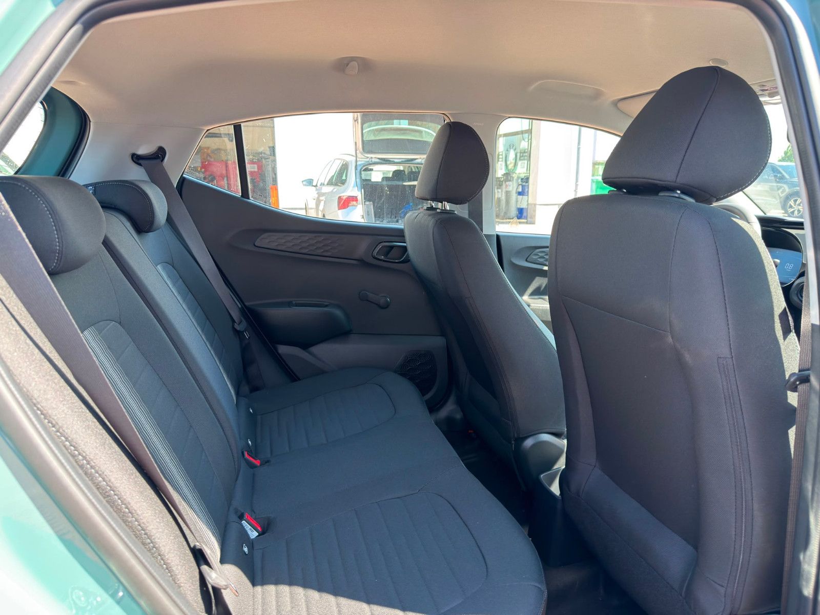 Fahrzeugabbildung Hyundai i10 1.0 Select *Navi*Klima*CarPlay*RFKamera*PDC*