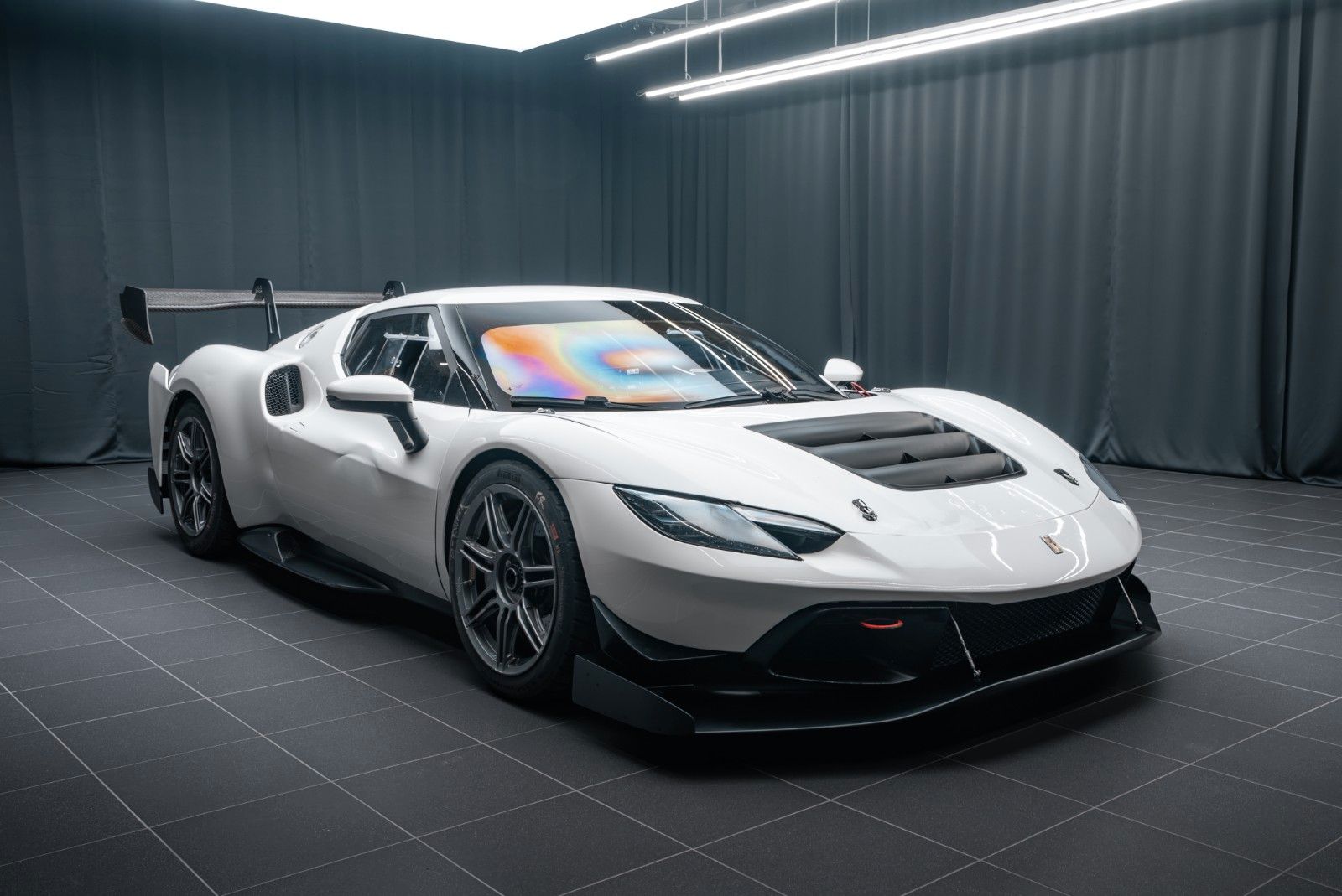 Fahrzeugabbildung Ferrari 296 Challenge TOP/PASSENGER SEAT/SILENCERS